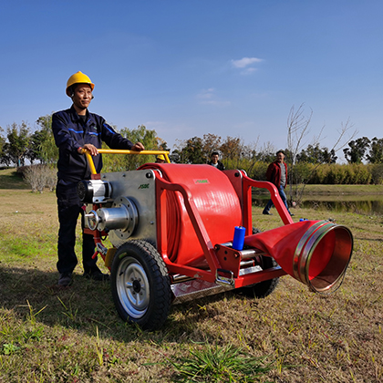 Portable hose winding equipment